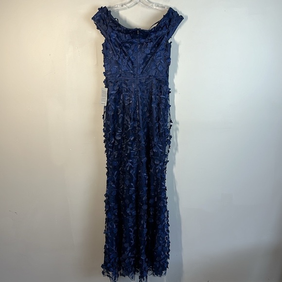 NWOT Eliza J Navy Off The Shoulder 3D Floral Evening Dress Size 2 - Picture 5 of 16